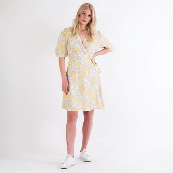 MOSS Copenhagen - Dayo 2/4 wrap dress - Kjoler til hende - Gul - S